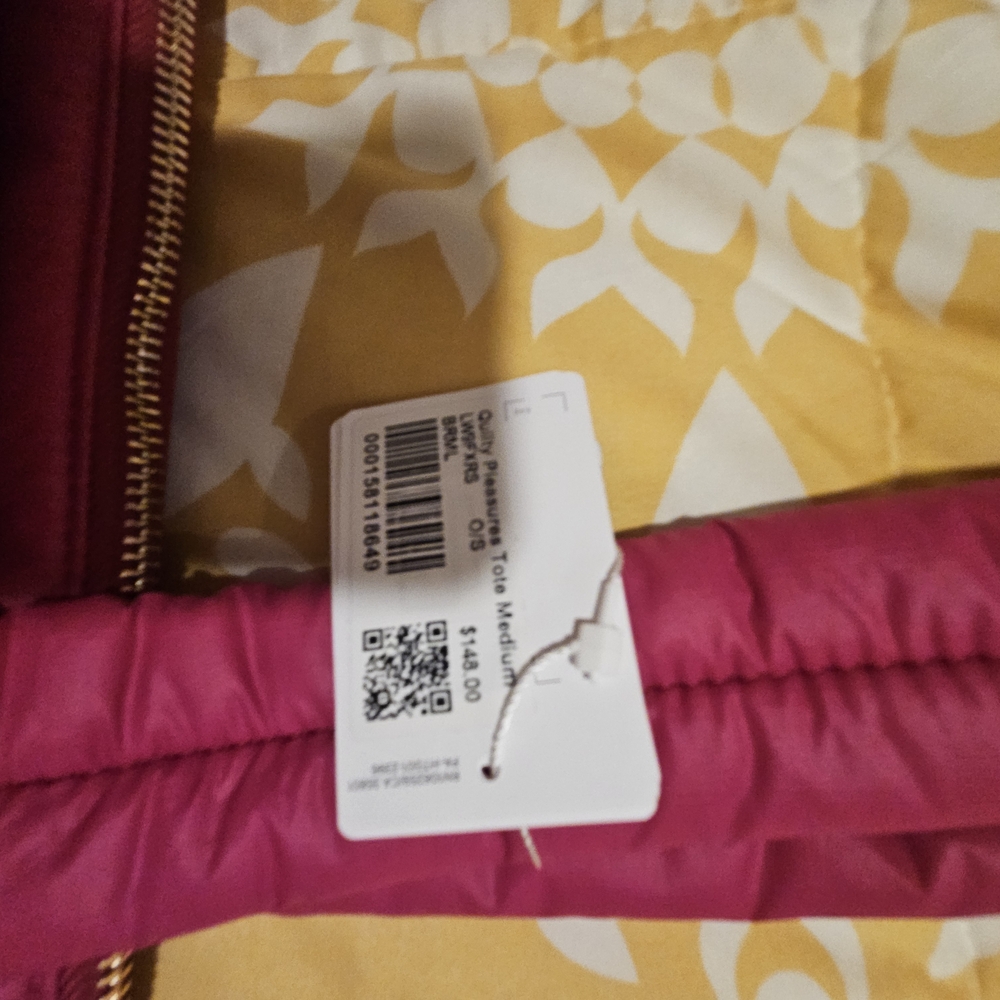 NWT- lululemon athletica Pink Quilted Tote Bag - Picture 6 of 8